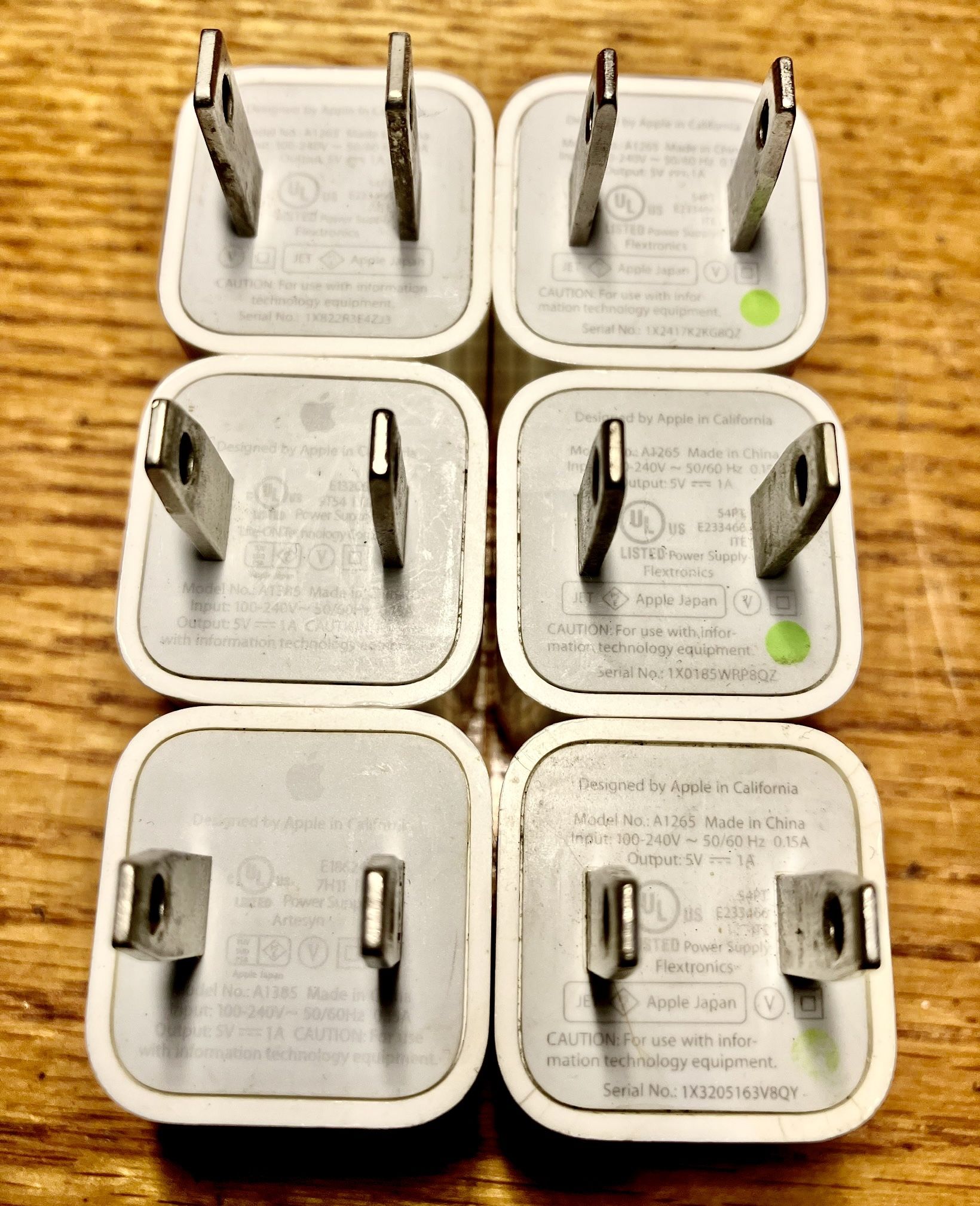 Genuine OEM Apple A1265 AC Power Adapter Phone Charger Output 5V 1A