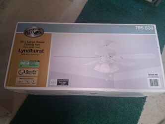 Hampton Bay 52 inch ceiling fan with lights