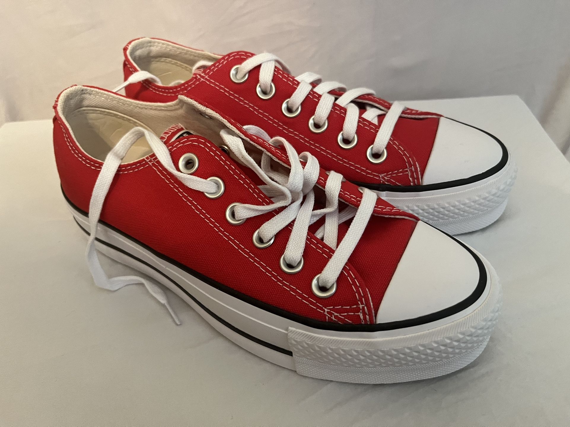Converse Lift Red