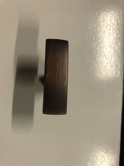 Cabinet/drawer hardware