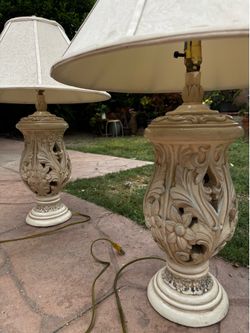Lamps/furniture