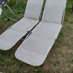 Beach Chairs Or Pool Recliner Foldable 