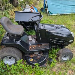 Murray Select Riding Mower **Pickup Pending*** 