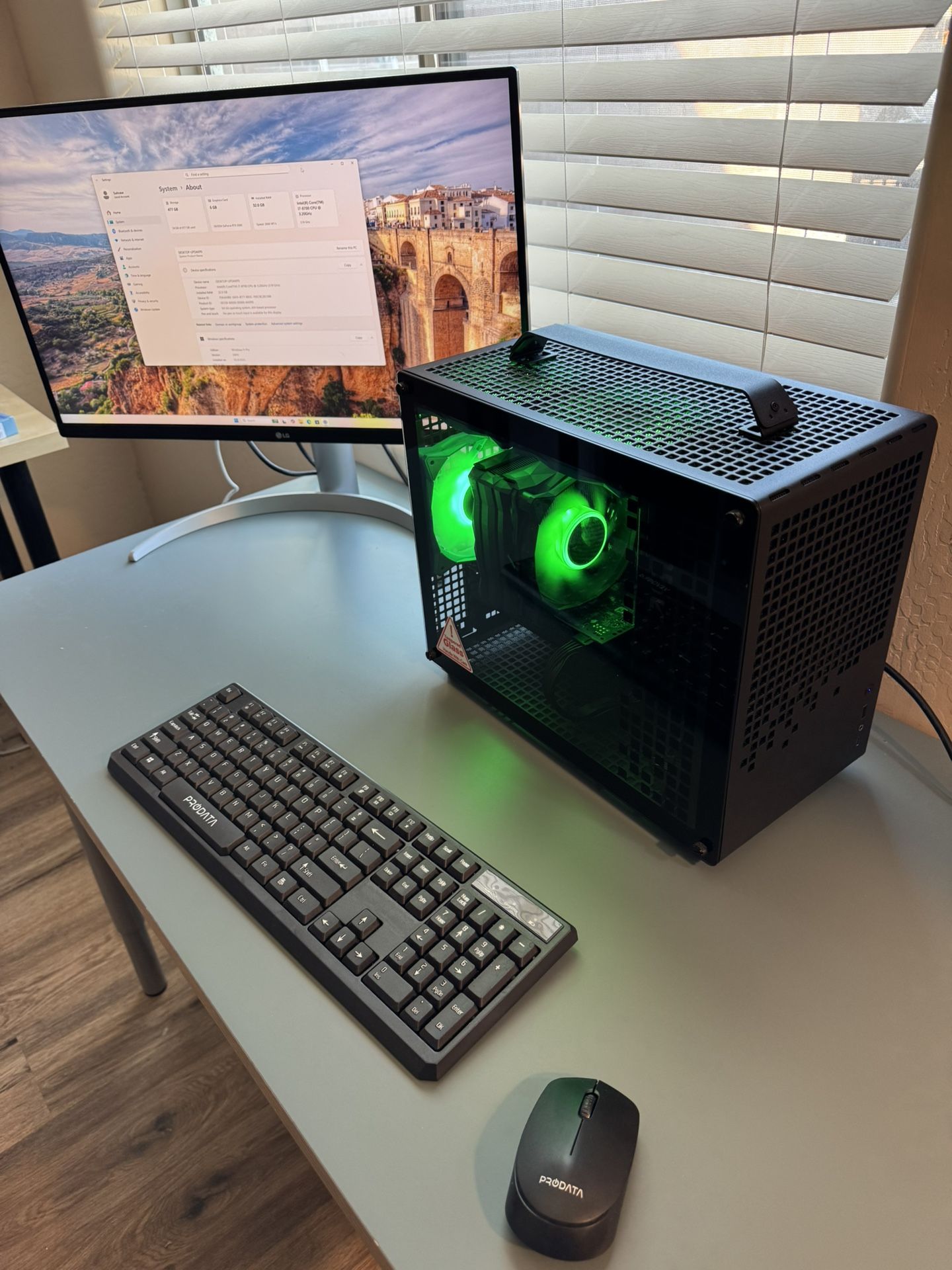 Fantastic Little Gaming Computer With 4K Monitor