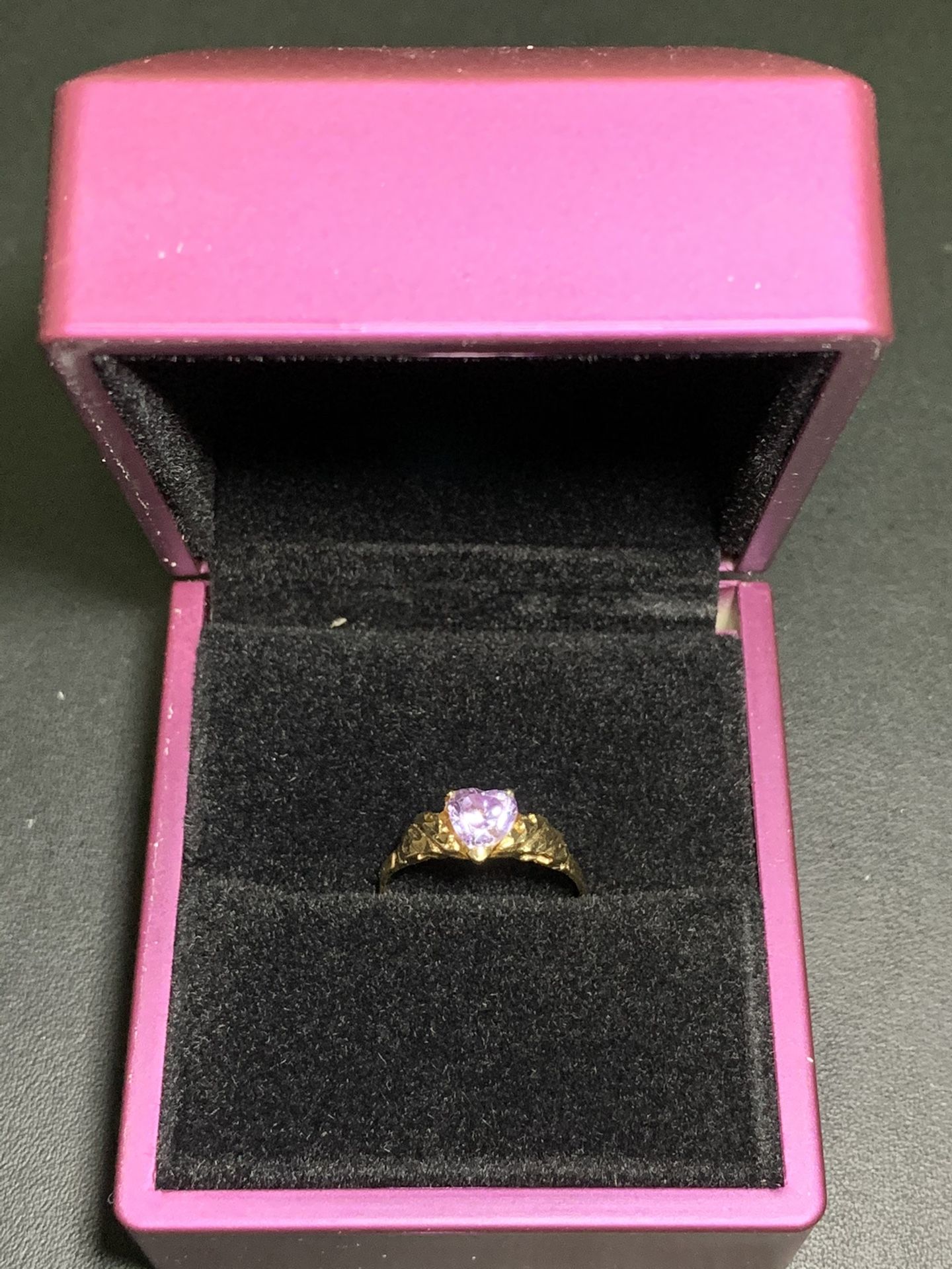10k gold heart shaped stone ring