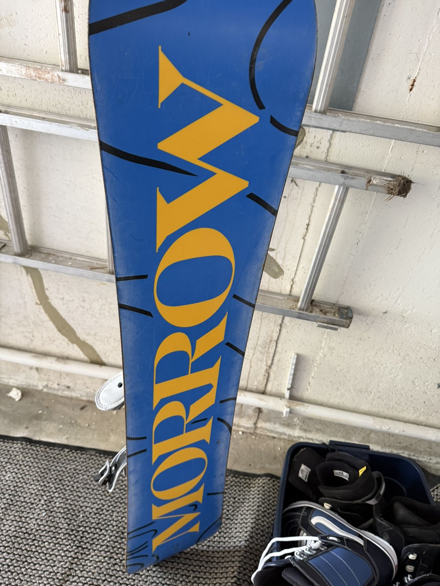 $50- Morrow Lithium Snowboard 155cm
