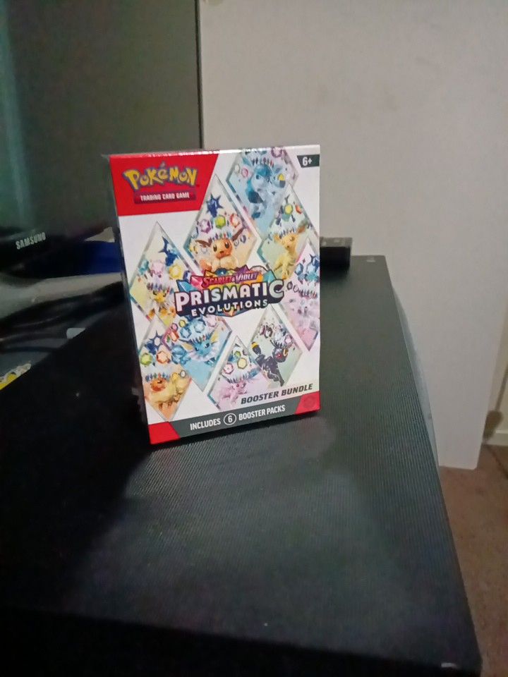 Pokemon Prismatics Booster