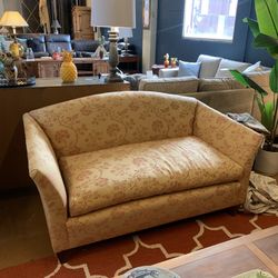 Traditional Bench Loveseat