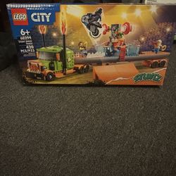 Lego City Stunts Stunt Show Truck