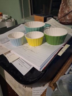 Stoneware Measuring Cups, Set Of 4. NEW