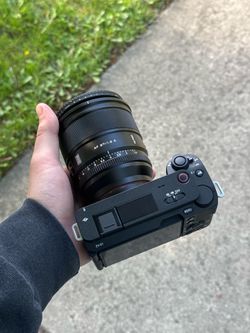 Viltrox 27mm f/1.2 Lens (Sony E)