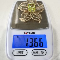 14k Gold Flower Brooch 