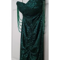 Beautifull  Dark green prom sequin dress