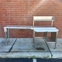 Hobart Wrap Station is a commercial-grade roller/discharge table HRT5-3