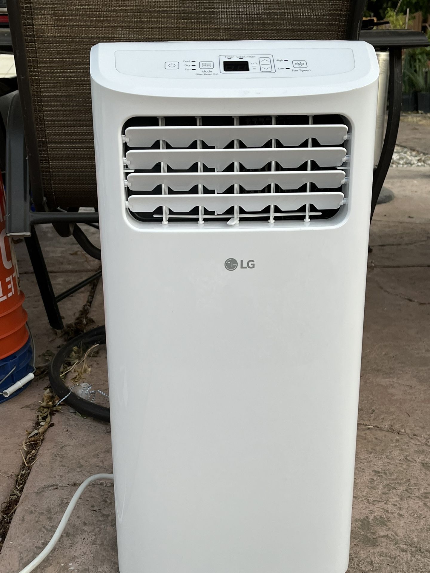 6000 BTU LG Portable Air Conditioner 