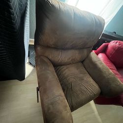 x 2 brown lazy boy recliners