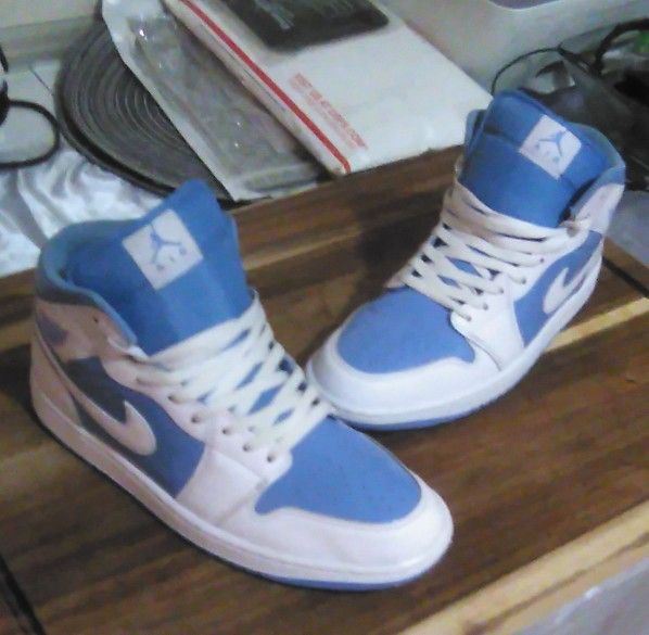 Blue And White Air Jordan Ones Size 10 ,5