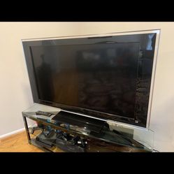 52" Sony LCD HD TV KDL52XBR5 (2008 Model)