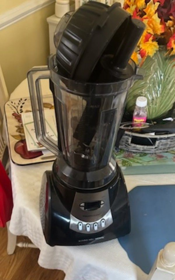 High End Blender Sold For $350 ... Used Once HEALTHMASTER LIVINGWELL
