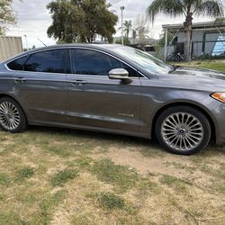 2013 Ford Fusion Hybrid