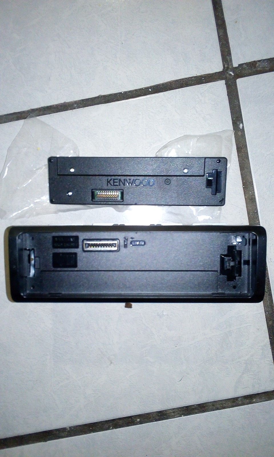 Kenwood KMM-BT250U Digital Media Receiver