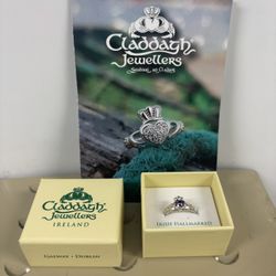 Claddagh Ring 