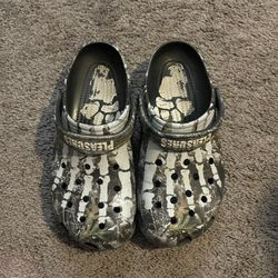 Pleasures X Crocs 