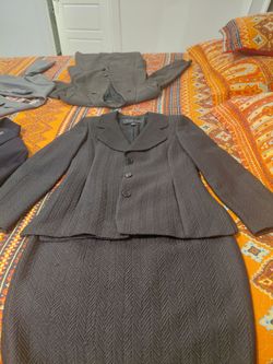 Business suits (4) - designer  size  4