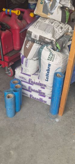 Left over Foam Tex/ Stucco stuff for house