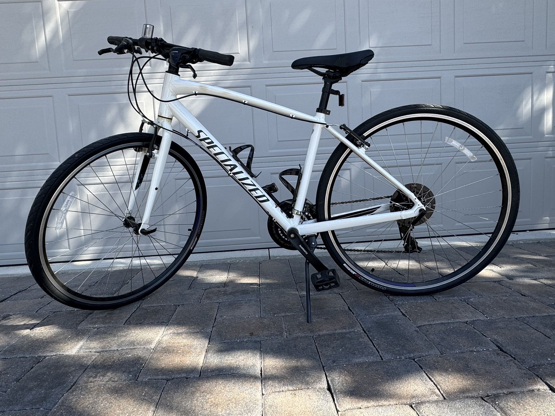 27” SPECIALIZED 7-speed (Women’s M) Hybrid  $300