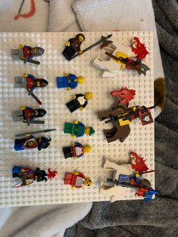 LEGO Castle Medieval Minifigures Lot with Horses