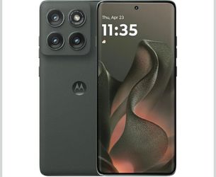 Motorola Edge 2025 with Magsafe Case