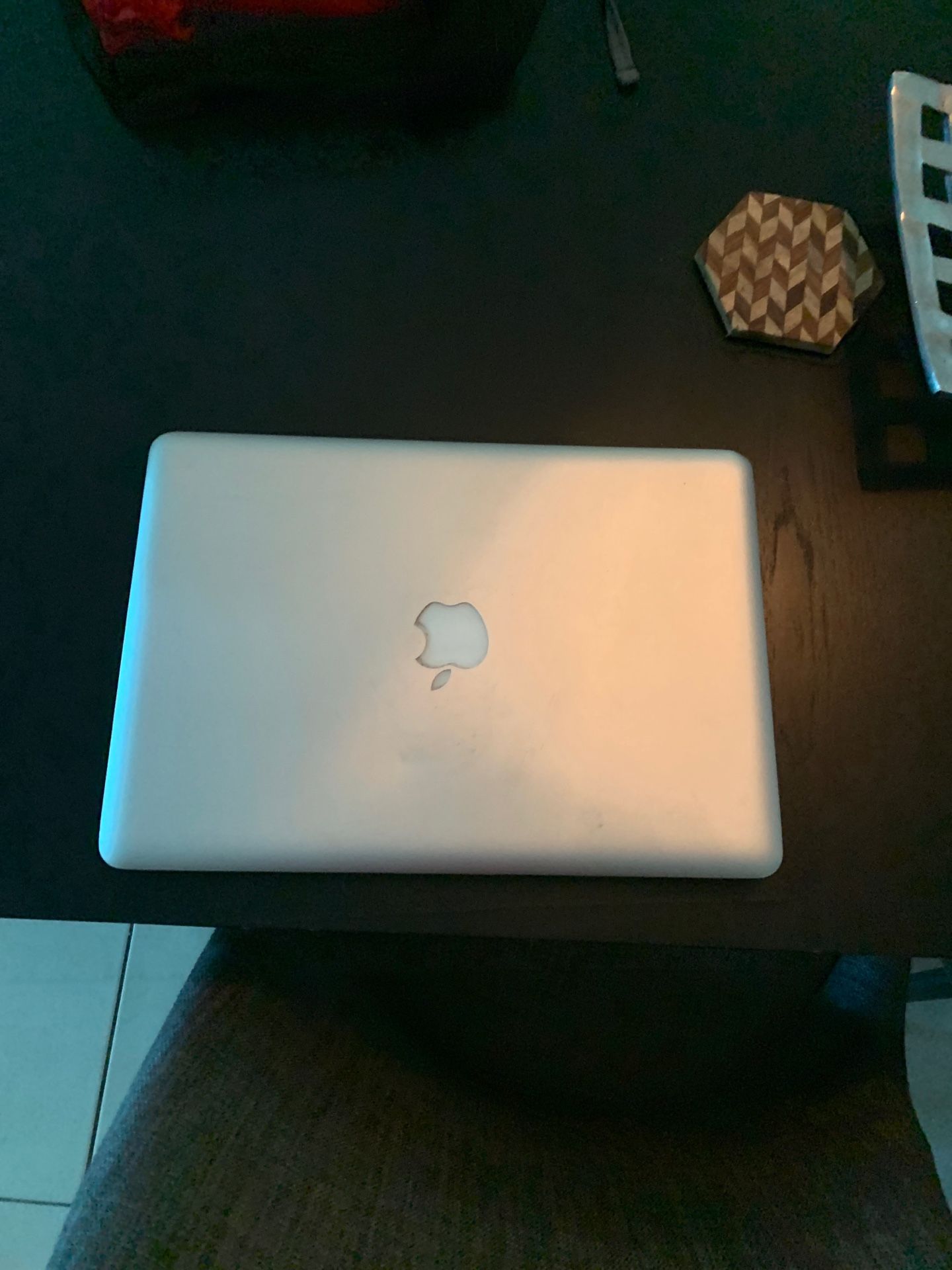 MacBook