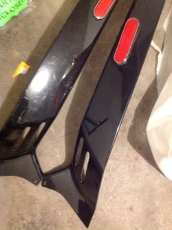 Vesper 150 LX part fairly new side fenders have a little bit of scratches no cracks I got corporative filters screws mirrors in the front with the li