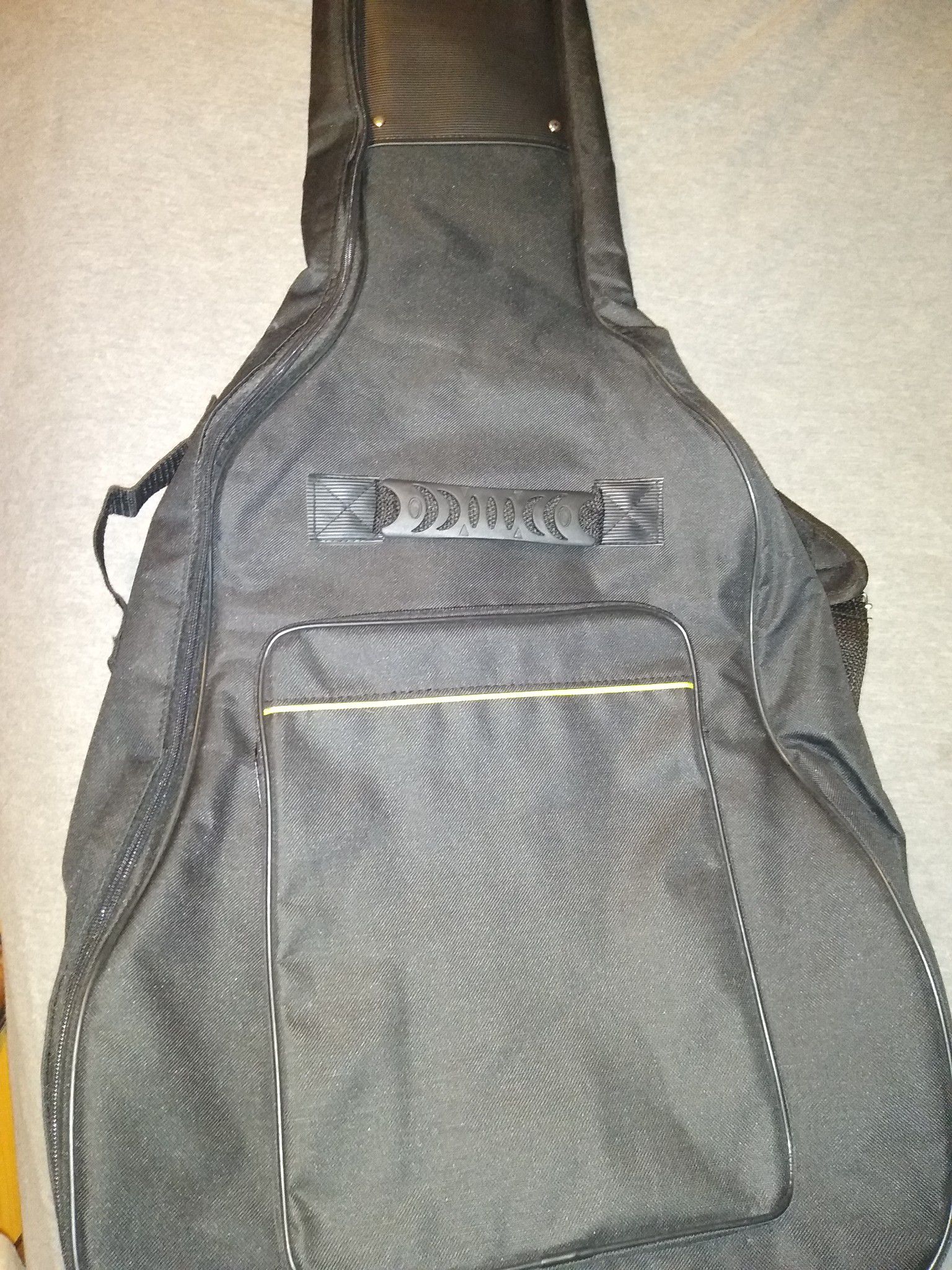 Acoustic guitar backpack style gig bag padded