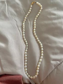 Freshwater pearl necklace