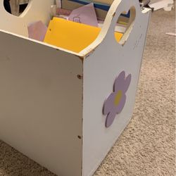 Heart Storage Bin With Flower