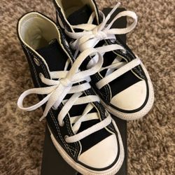 11 Youth high top converse