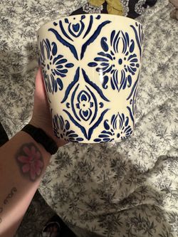 Blue and white flower pot