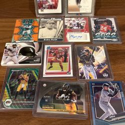 Football And Baseball Card Lot