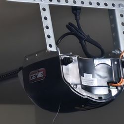 Genie Garage Door Opener X2