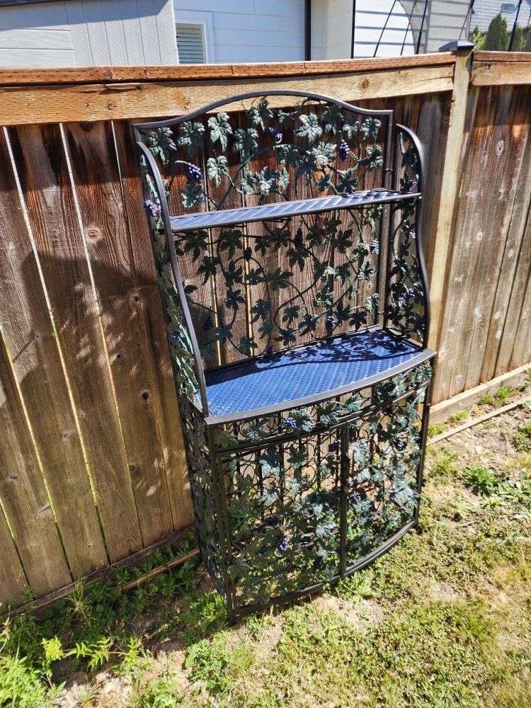 Early 21st Century French Style Metal Grapes Vines Wine Bottle Holder Rack, 56 bottle