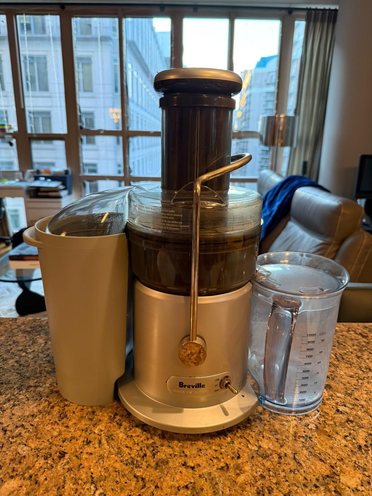 Breville Juice Fountain Plus- Juicer