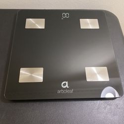 Smart Scale With Advanced Scanning Technology 