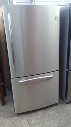 Refrigerador MARCA GE dos puertas medidas 32 de ancho y 68 de alto delivery