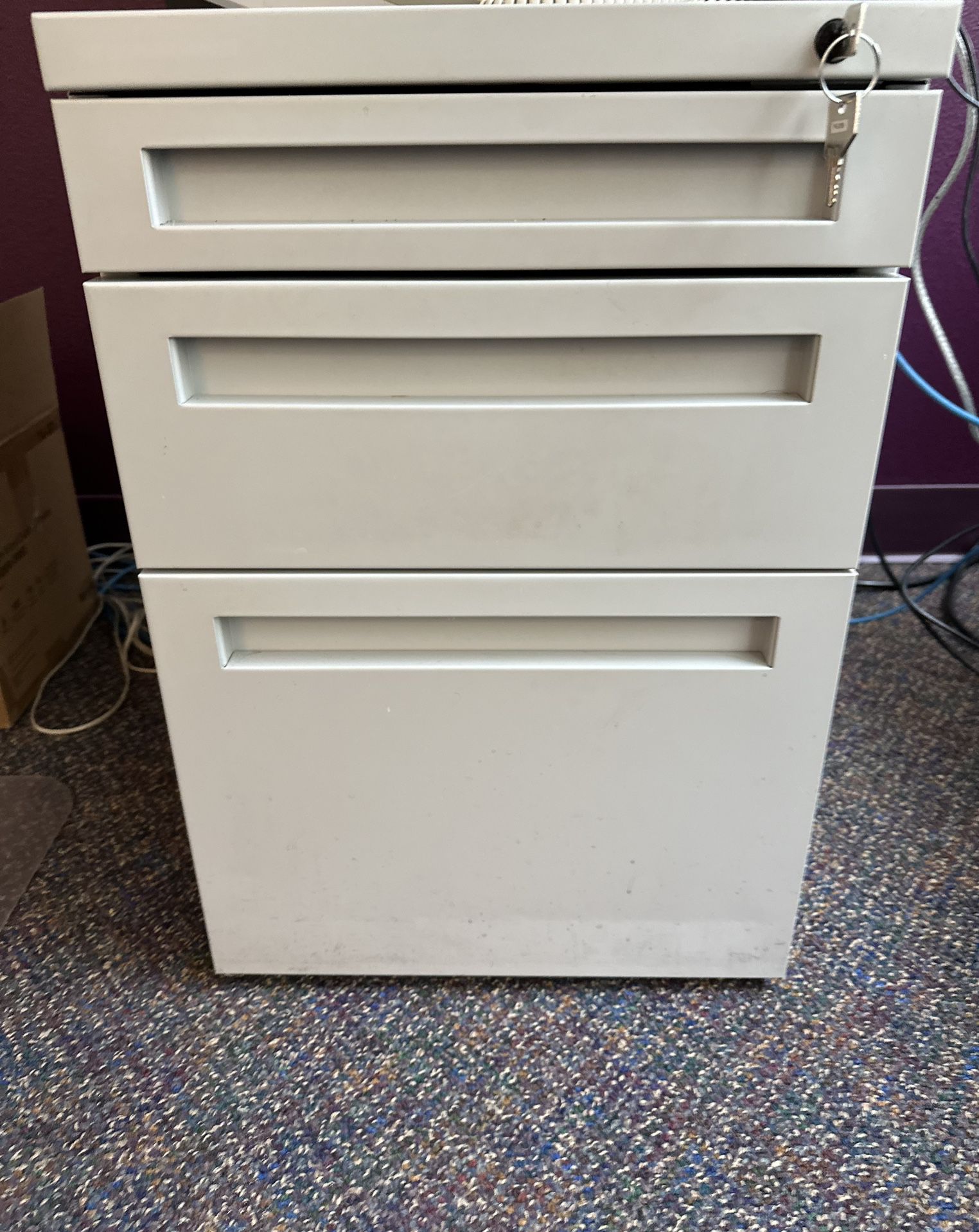 Filing cabinet Lockable Small