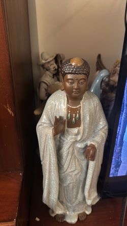Buddha figure