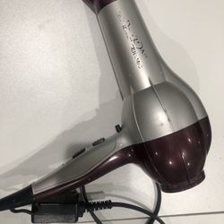 REVLON Hairdryer