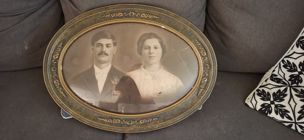 1890's Victorian Picture Frame