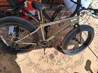 Mongoose fat tire bike